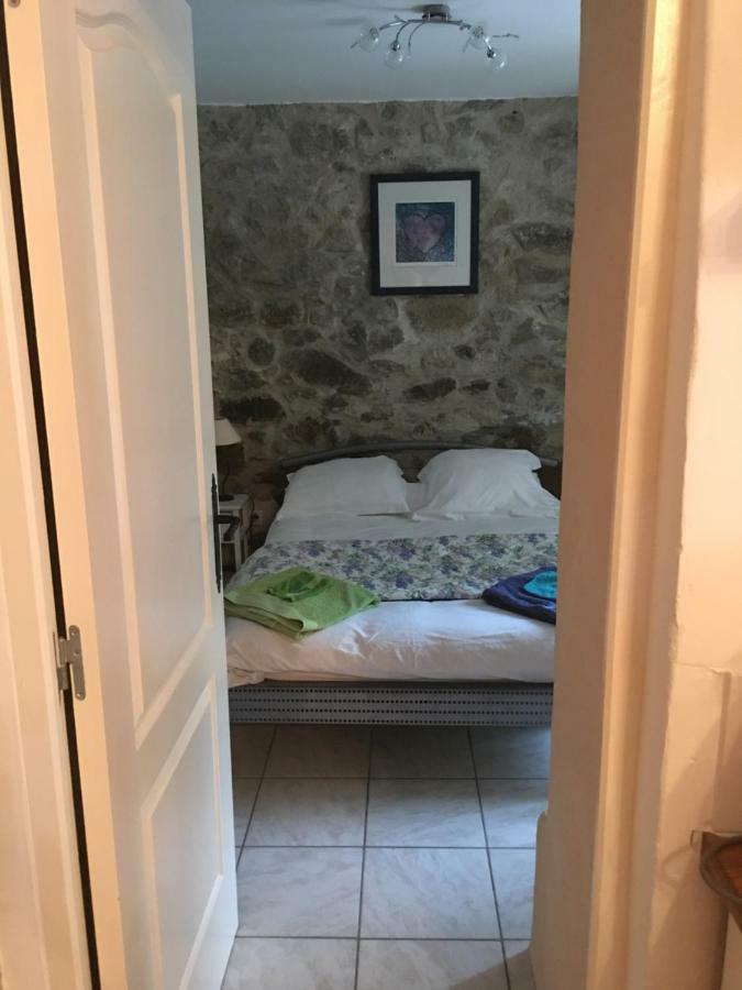 Ferienwohnung Mas Scott Serralongue Exterior foto